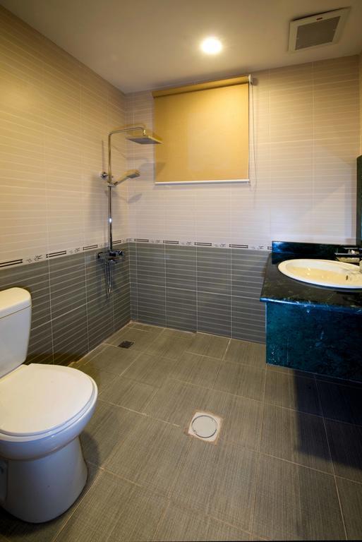 Al Yamama Palace Hotel Suites Rijád Pokoj fotografie